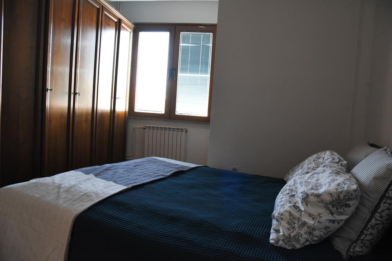 3 Bedroom Home With Parking Garage In The Heart Of Skopje Exterior photo
